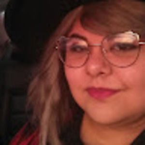 Meet your Posher, Perla medrano